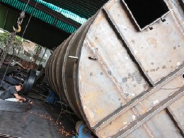 GIA CÔNG BỒN CHỨA