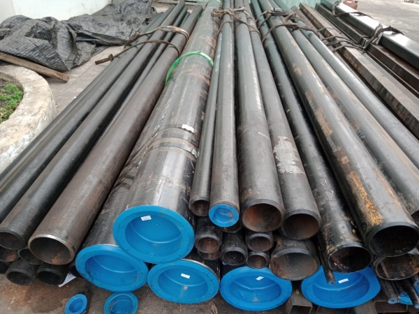 thép ống đúc dn90